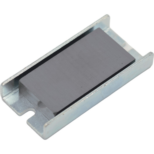 带帽的Trusco铁氧体磁铁，正方形79mm x 38mm x 13mm，1件
方形铁矿磁铁带盖 TFC79K-1P