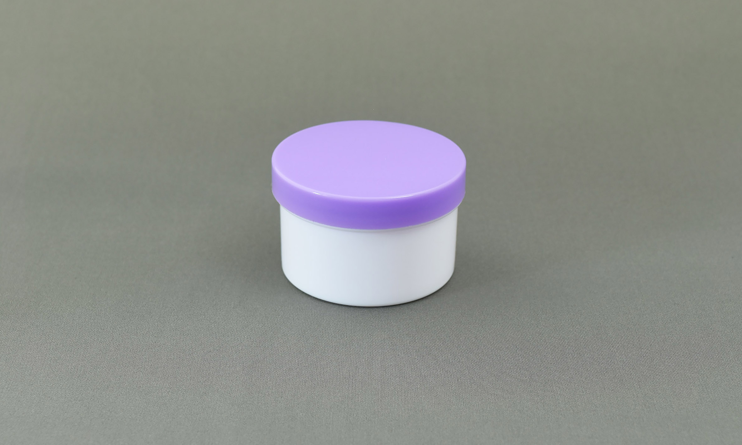 塑料锅50毫升车身：白帽：富士100件