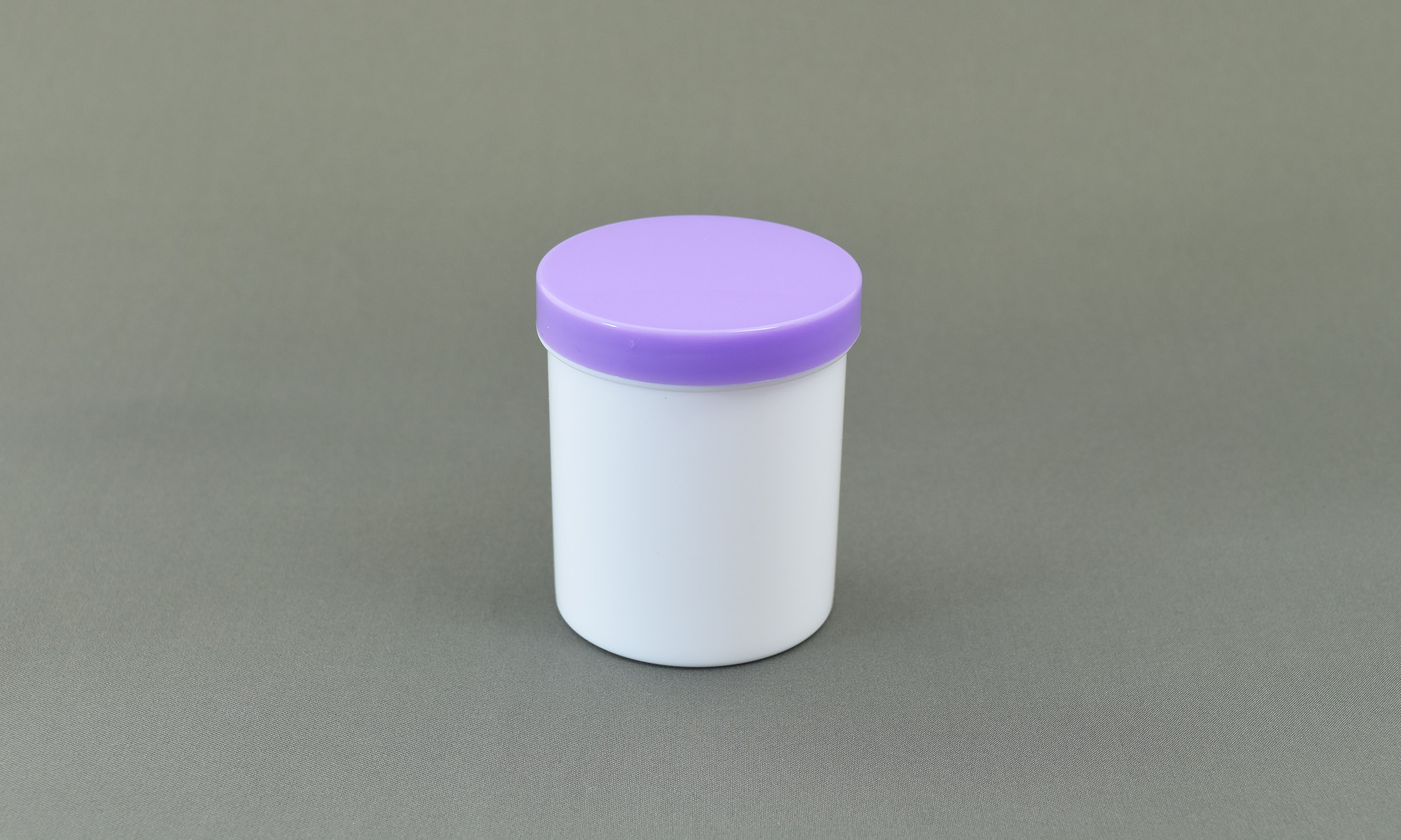 塑料锅100毫升车身：白色帽子：富士50件