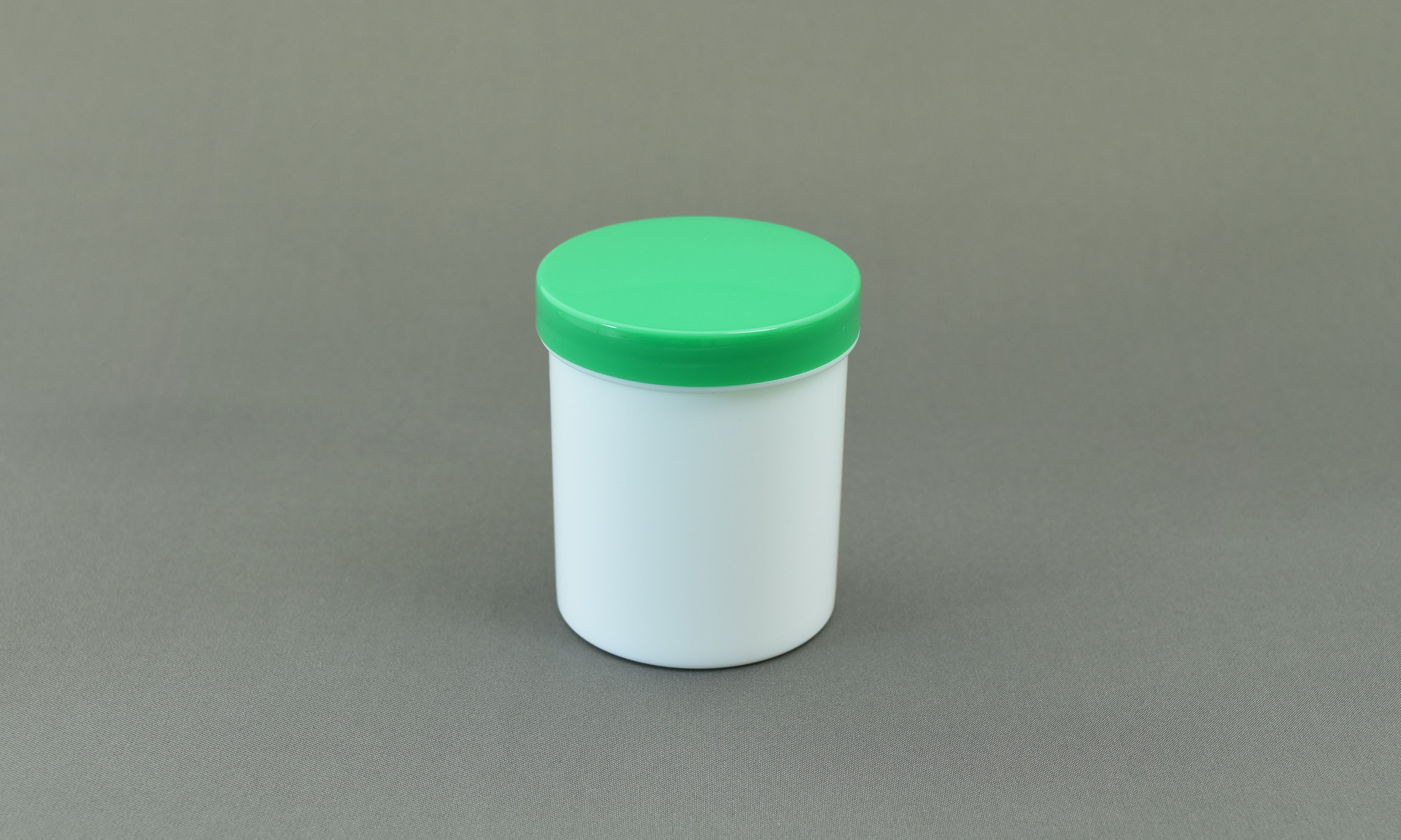 石膏锅100毫升身体：白色帽子：绿色50件