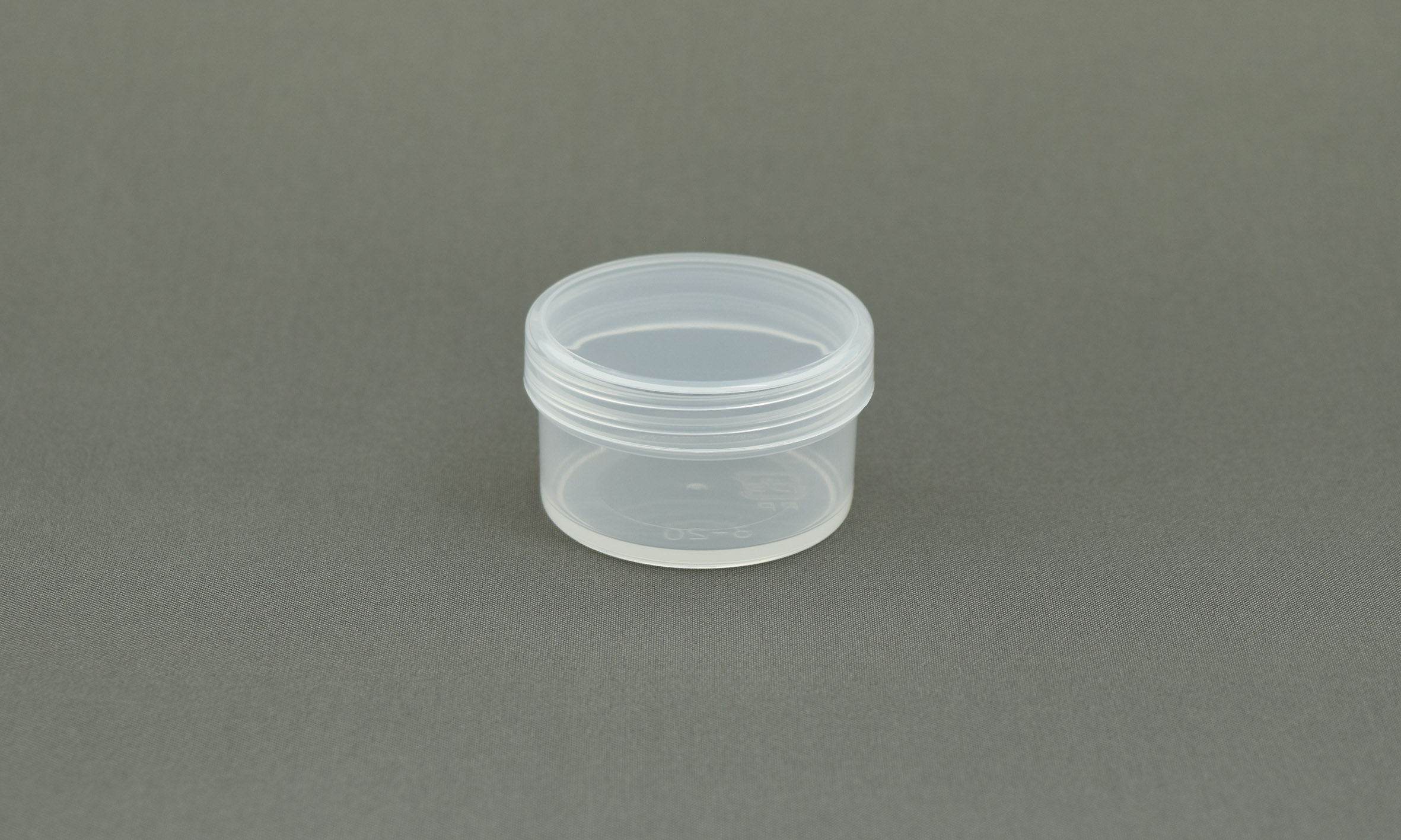 塑料锅20ml主体：透明帽：透明100件