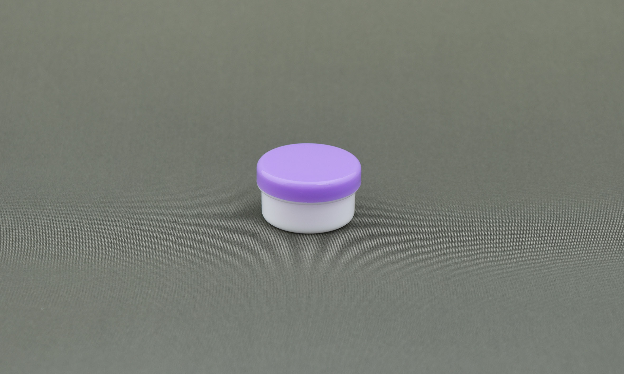 塑料锅5ml车身：白色帽子：富士100件