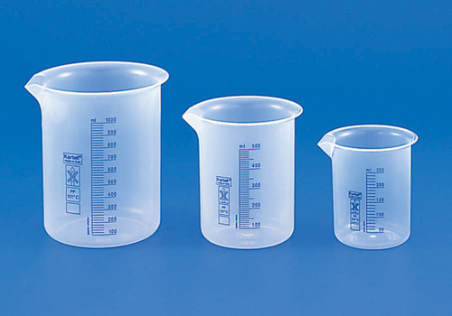 带有蓝色秤819 pp 5000ml的烧杯