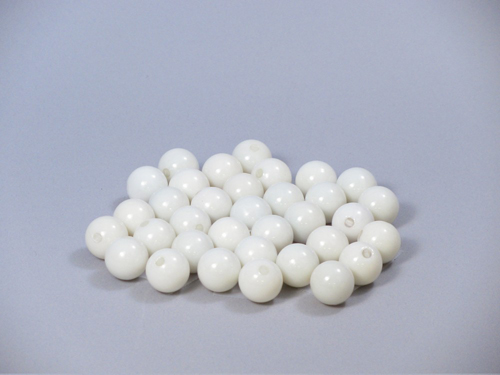 树脂研磨球（用铁芯）由聚氨酯&phi;25制成