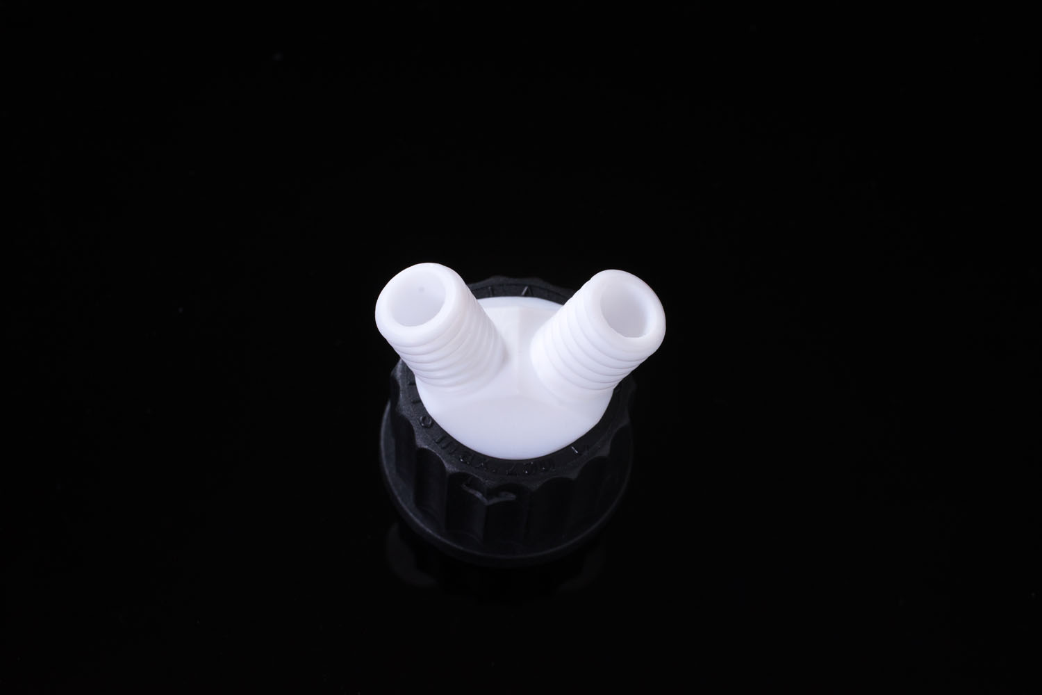 多管GL32帽2插座BL62104