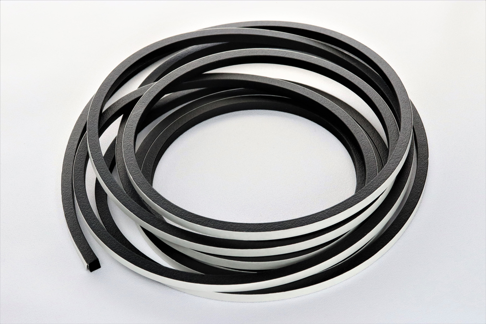 Neoron（CR海绵）方形弦30mm x 50mm用双面胶带切割