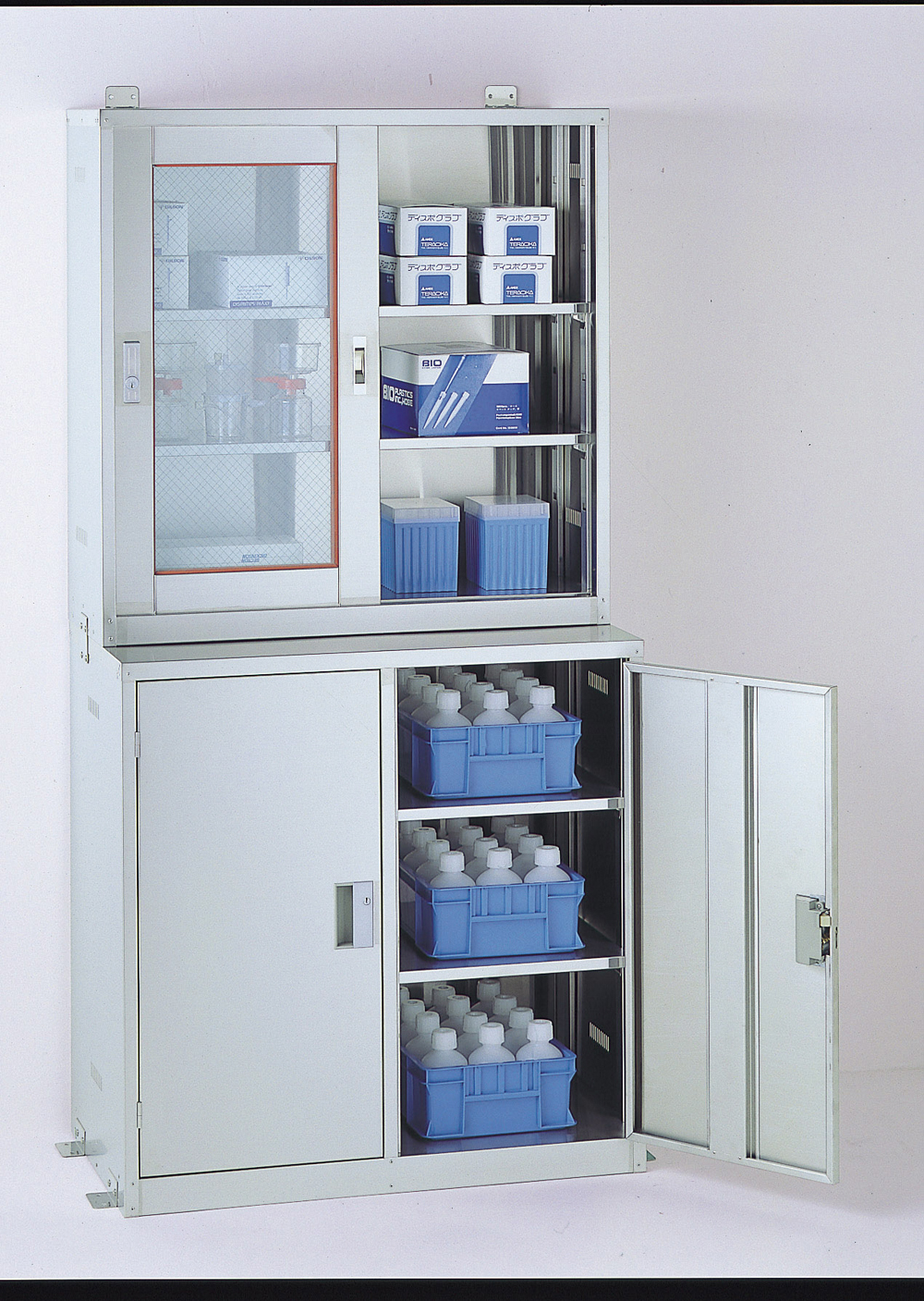 不锈钢化学存储SG类型（W900 x D330 x H900）10-1305-51